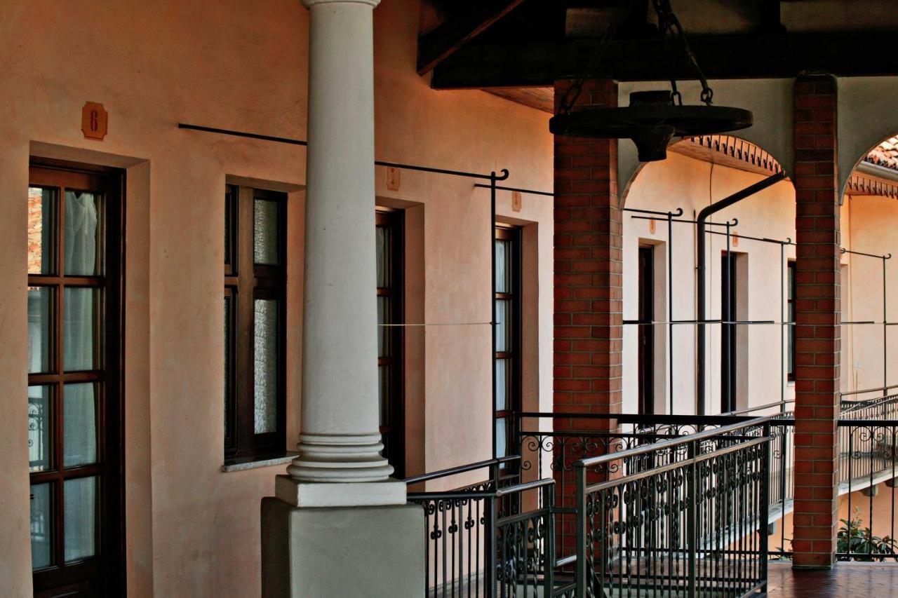 Cannon D'Oro Cocconato Exterior photo